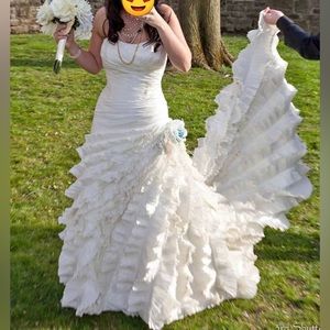 Beautiful Strapless Wedding Gown with 4-foot long Train